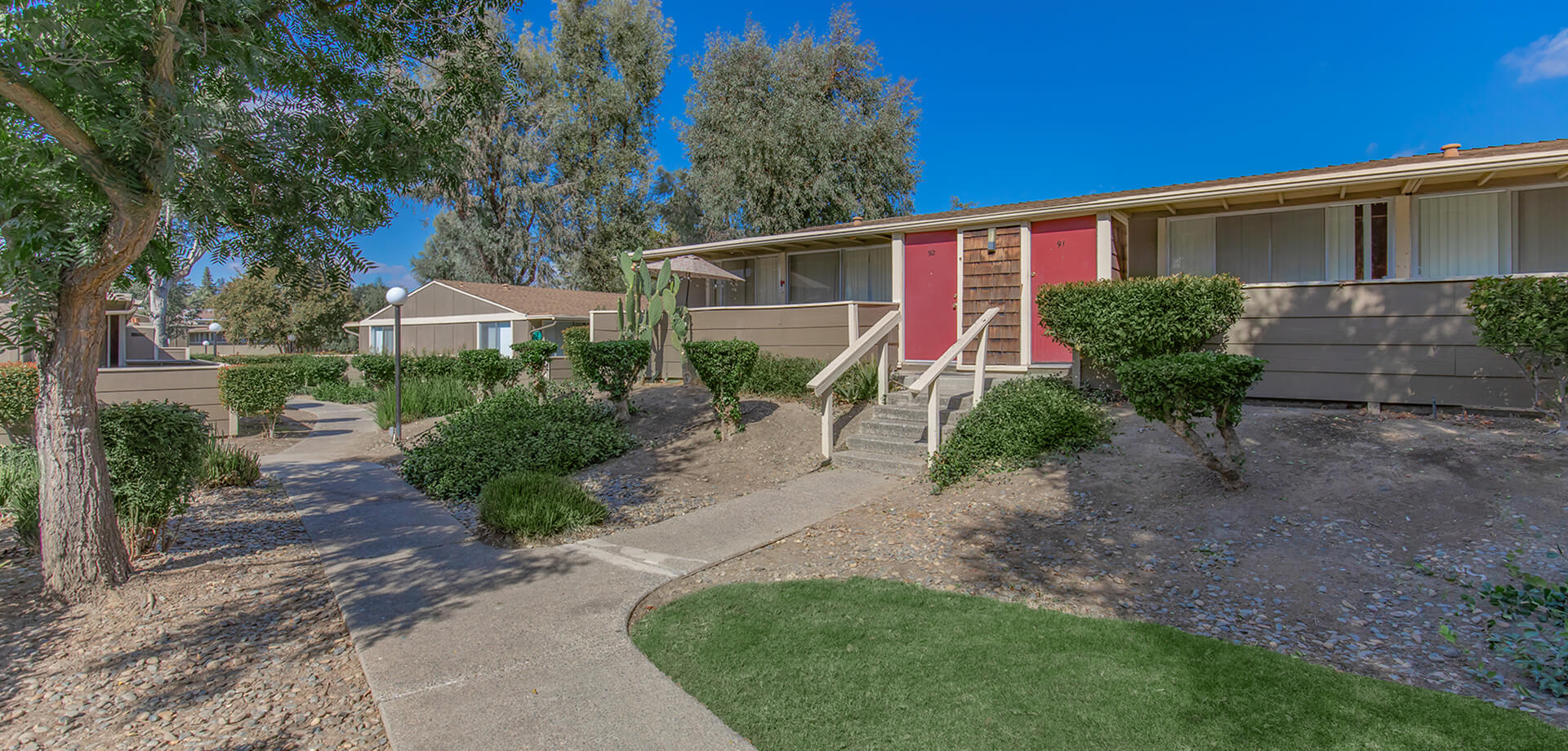 Laurel Glen Apartments in Merced, CA